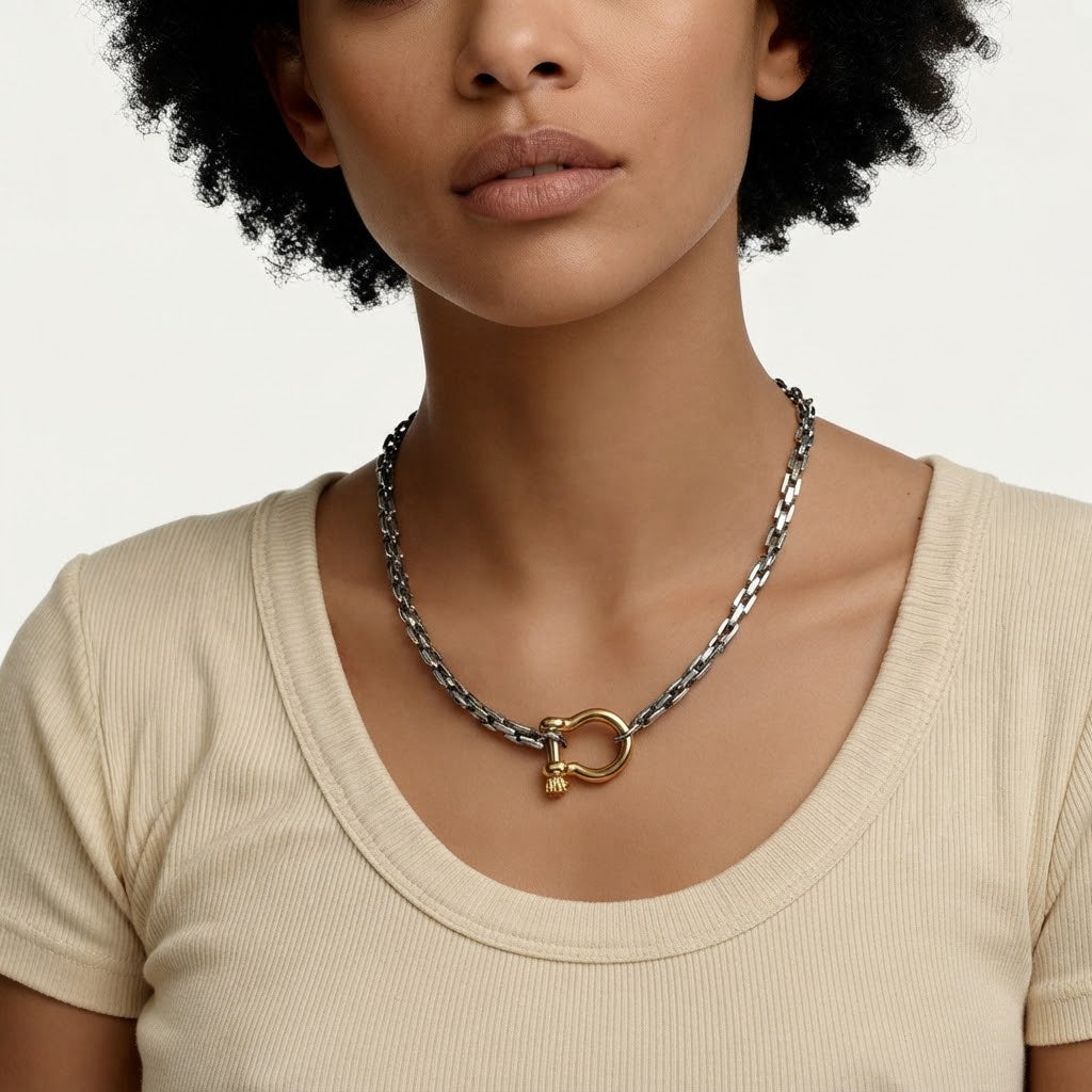 Horse shoe Shackle Necklace & Bracelet Set