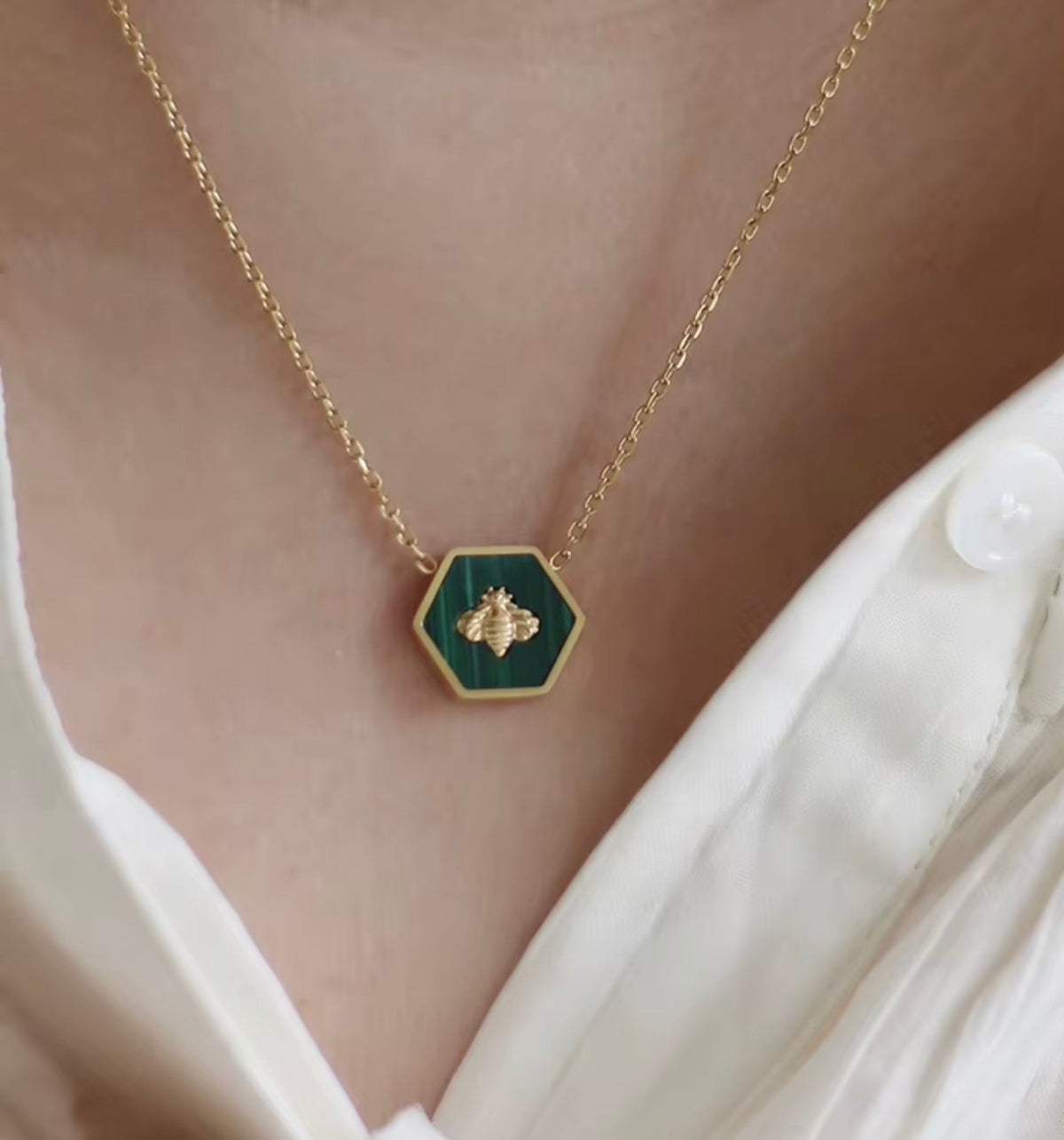 Bee Classic Necklace