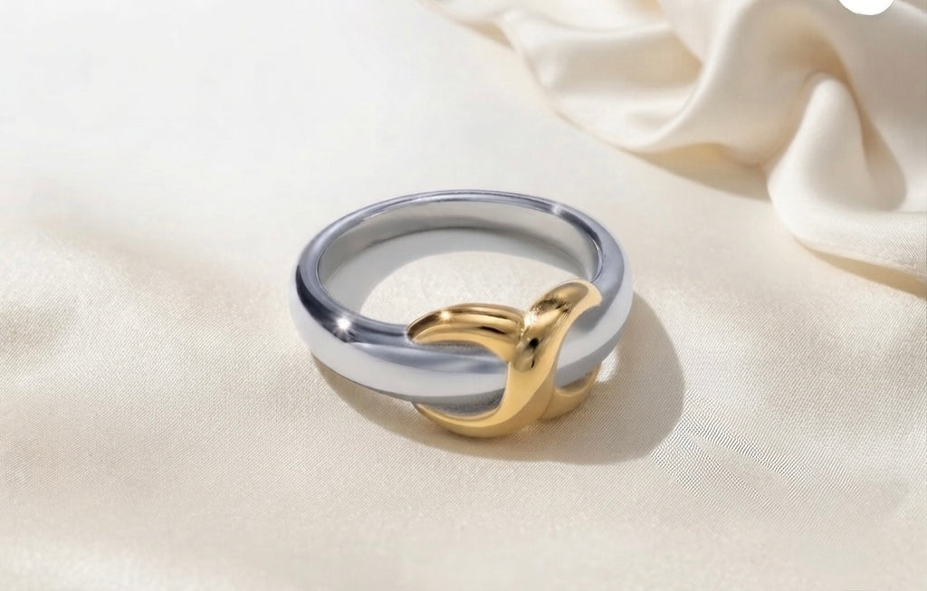 Interlocking Serenity Knot Ring